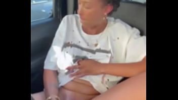 再生 車の中で彼女の猫をクソ仕事休憩