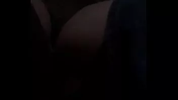 play Sexo rápido con mi vecino en las escaleras