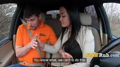 Reproduzir Instrutor de direção adolescente anseia sexo de carro hardcore
