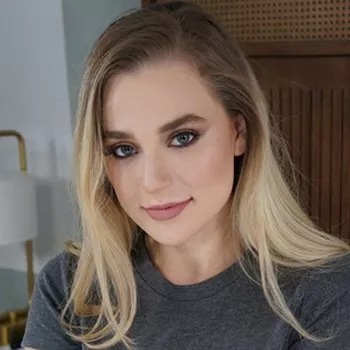 Pornostar Blake Blossom