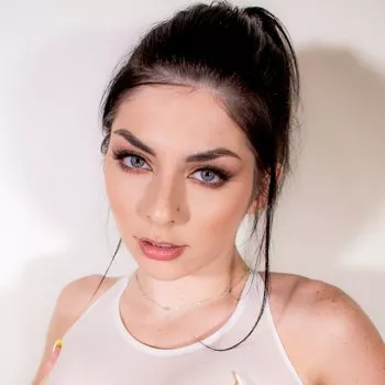 Bintang porno Keira Croft