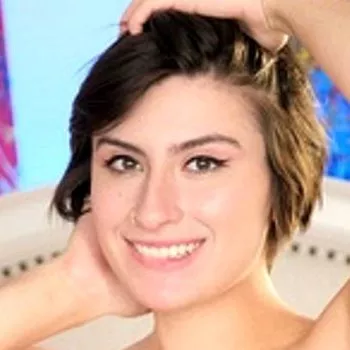 Bintang porno Angeline Red